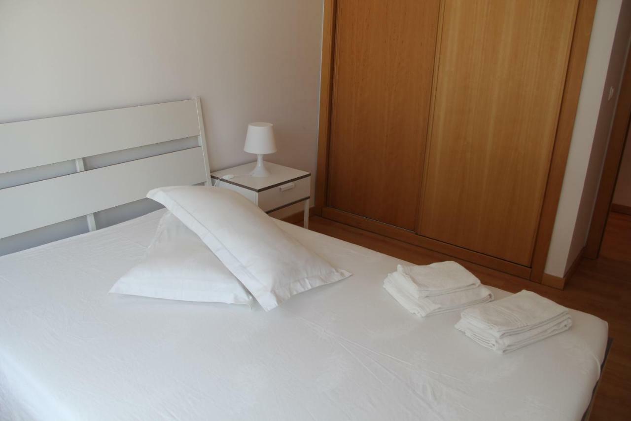 Panoramic Building T2 Apt Next To Campus Justica Apartamento Lisboa