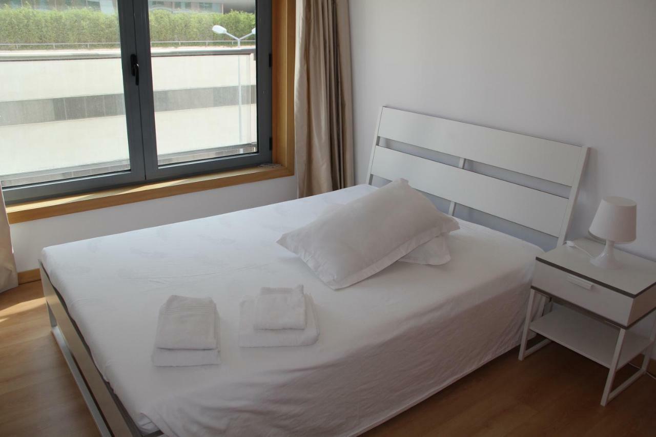 Panoramic Building T2 Apt Next To Campus Justica * Lisboa