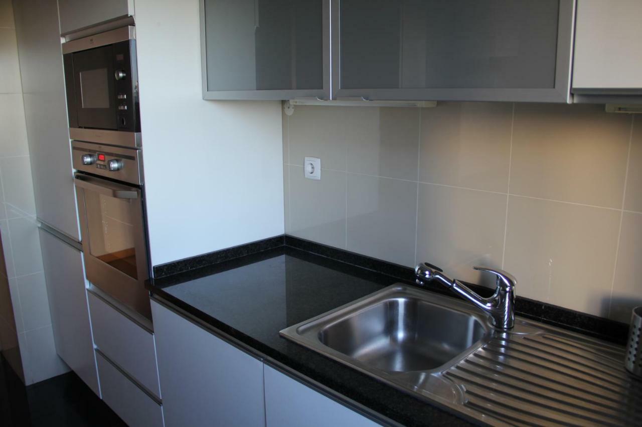 Apartment Panoramic Building T2 Apt Next To Campus Justica Lissabon